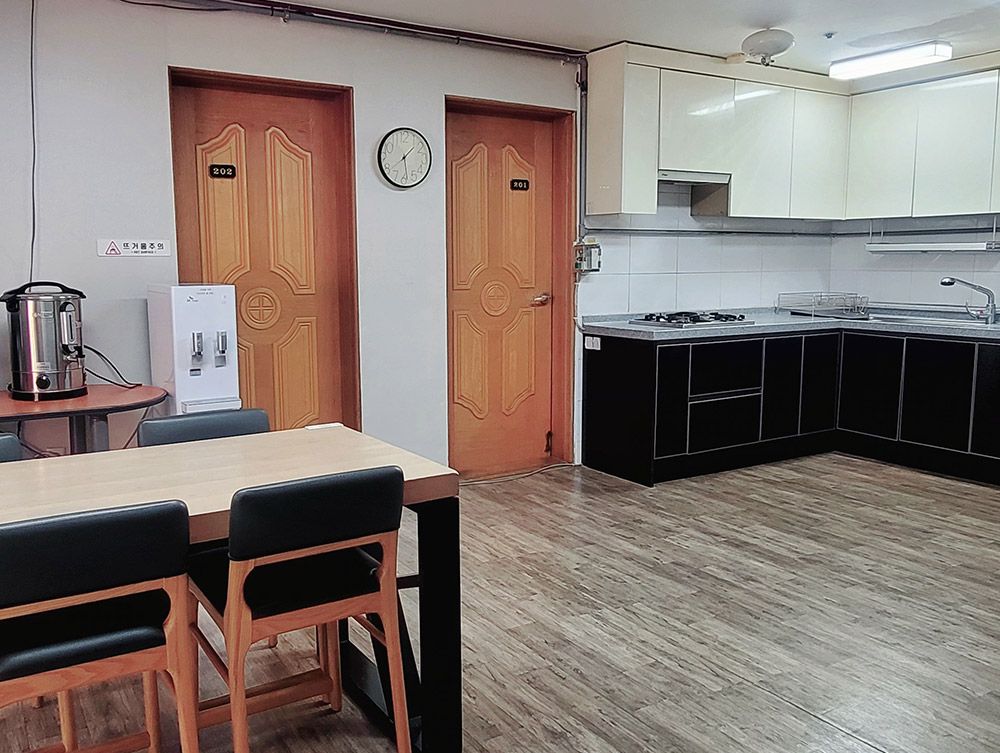 사랑의 집 - 2층 주방